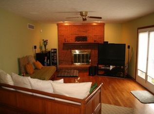 7627 Parktown Dr, West Chester, OH