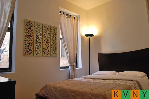 Rented by KVNY Soho | media 16