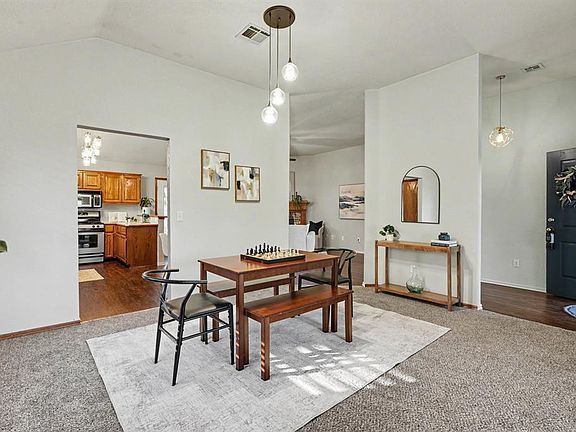 3rd image of 1904 Joseph Dr