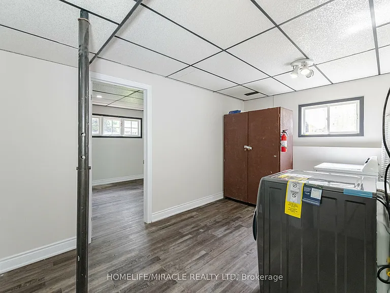 36 Poplar Cres #BASEMENT — Photo 13