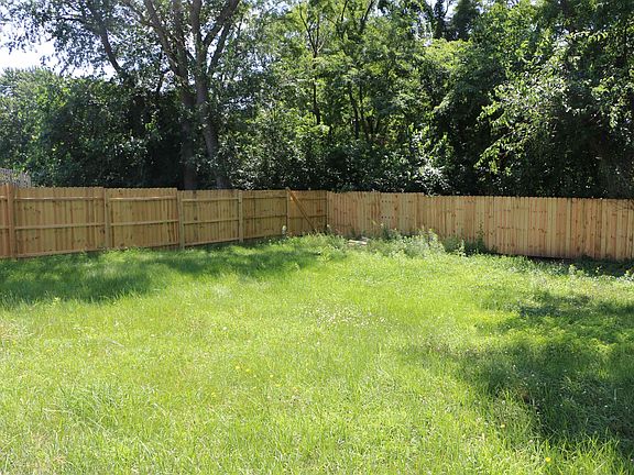 3rd image of 26408 Tyris Ave