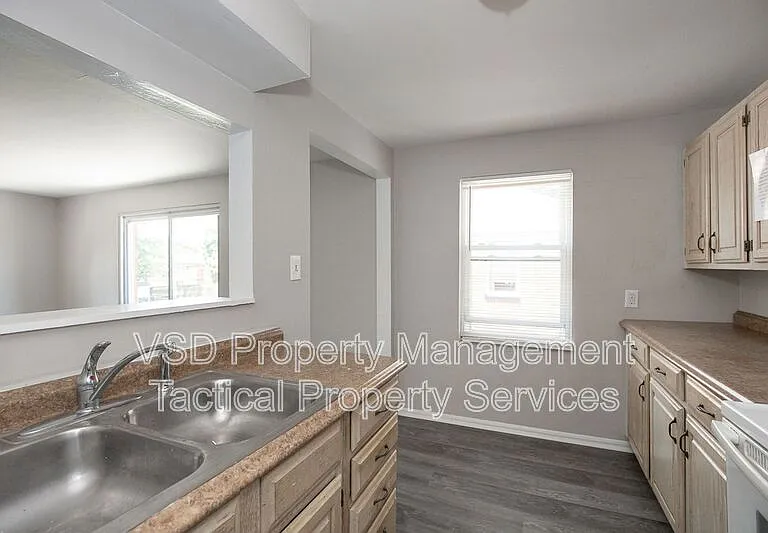 20131 Crystal Ave #UP — Photo 15
