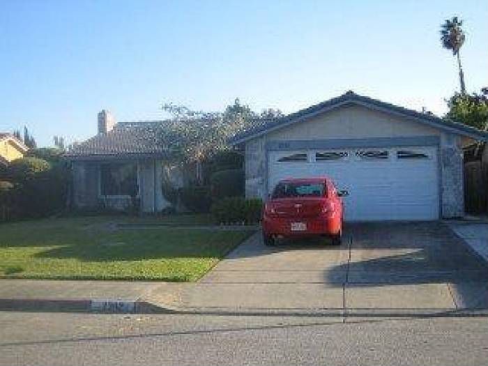 1st image of 2392 Ashglen Way