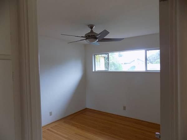 1st image of 325 Bryant Ct