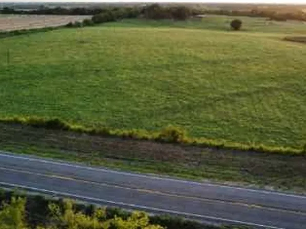 1566 Fm, Celeste, TX 75423