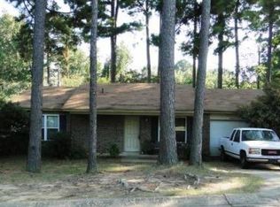 7305 Yarberry Ln, Little Rock, AR 72209