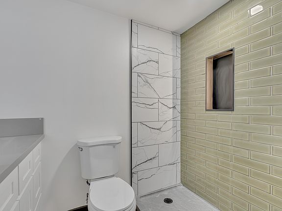 4th image of 13754 Rosedale Hwy #1