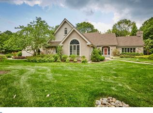 22 Brendle Ln, Greenville, DE 19807