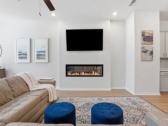 5th image of 311 Ukiah St
