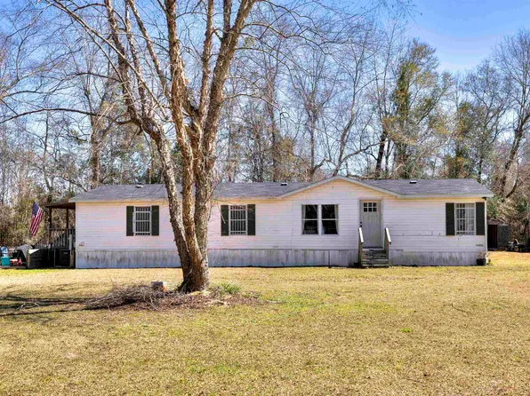 5764 Thompson Rd., Nichols, SC 29581