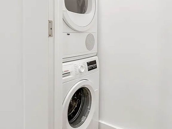 3rd image of 130 Martense St APT 2E