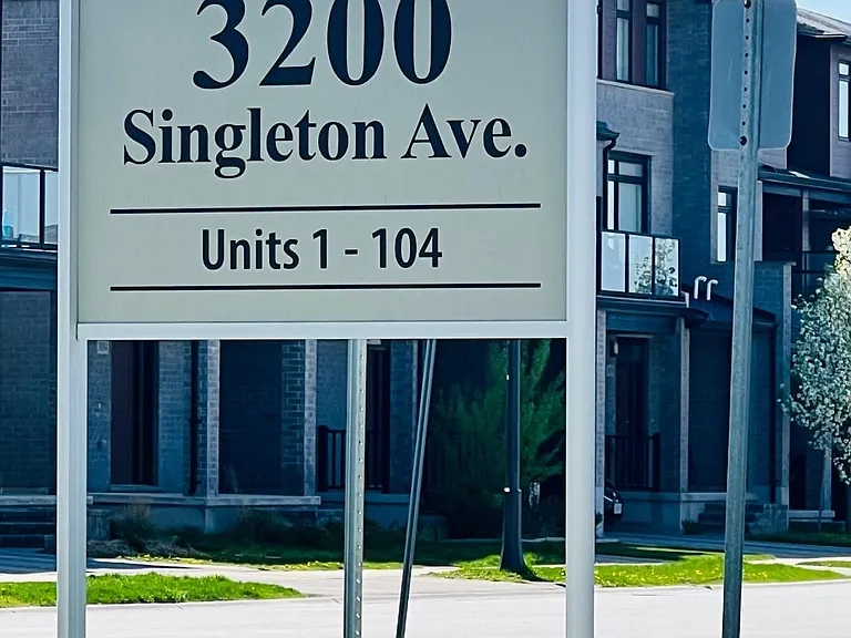 3200 Singleton Ave #38 — Photo 2