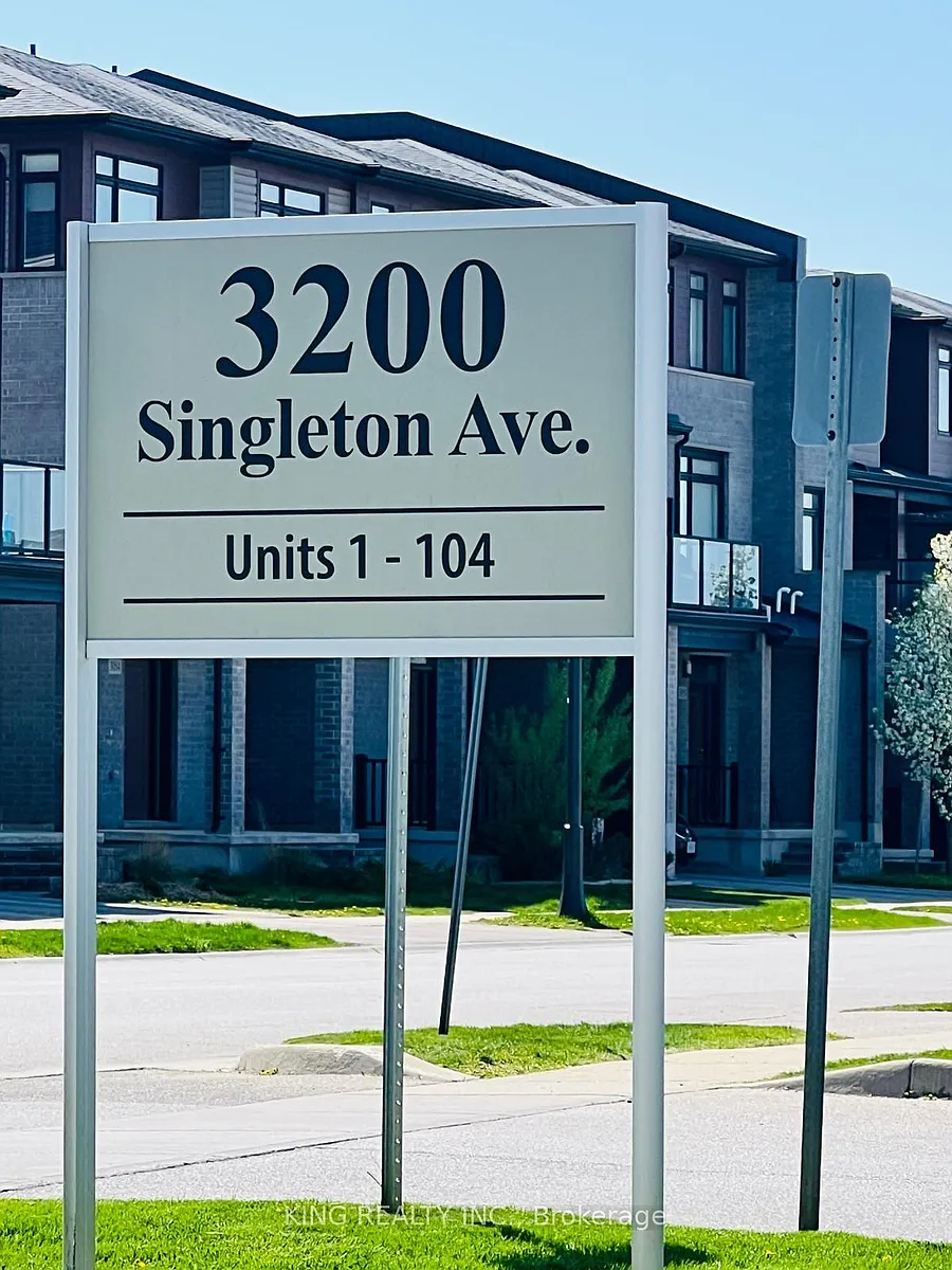 Photo 2 of 7 - 3200 Singleton Ave #38 - London, ON Building Photo - 3200 Singleton Ave #38