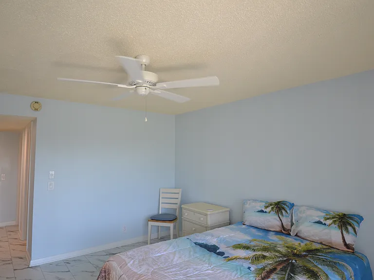 238 Mariner Dr — Photo 34