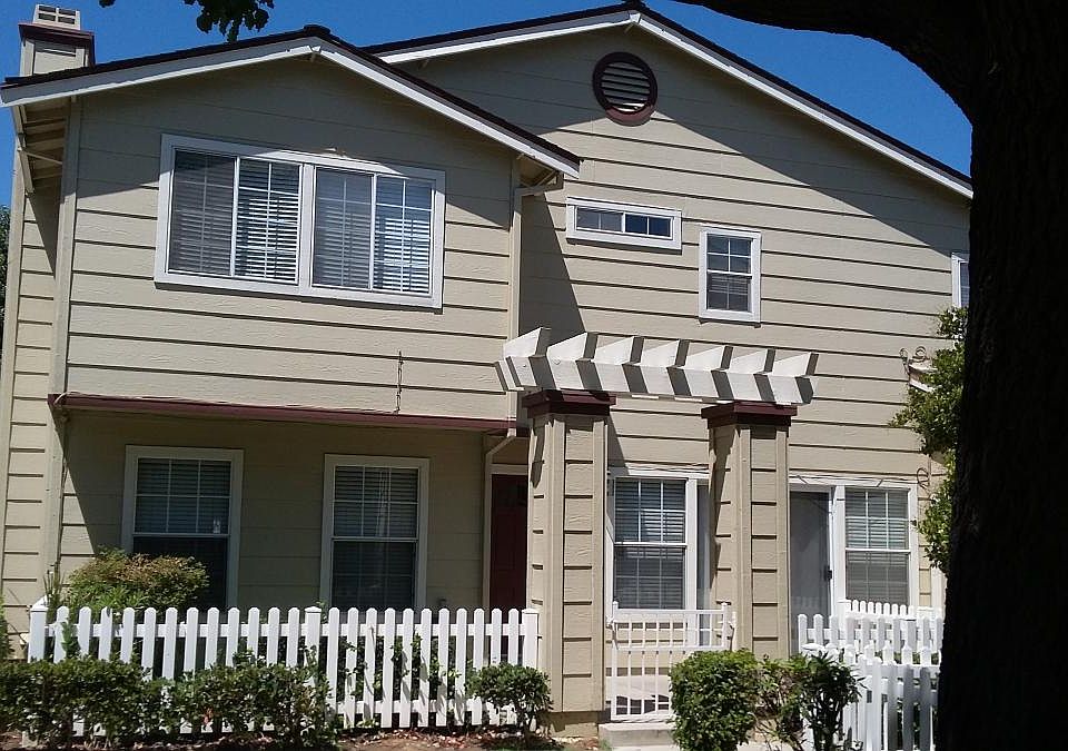 Sudbury townhouse