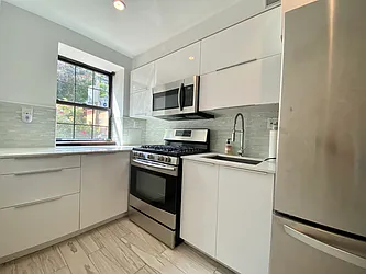 25-45 14th Street, #1L