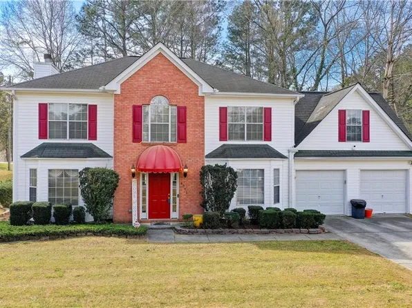8075 Harmony Lakes Dr, Lithonia, GA 30058