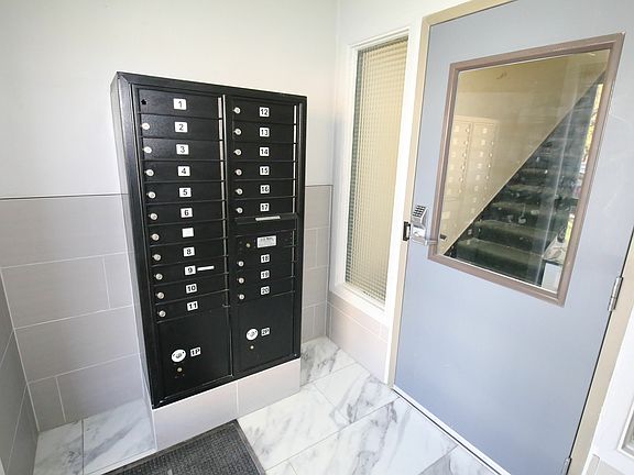 lucca mail box 1