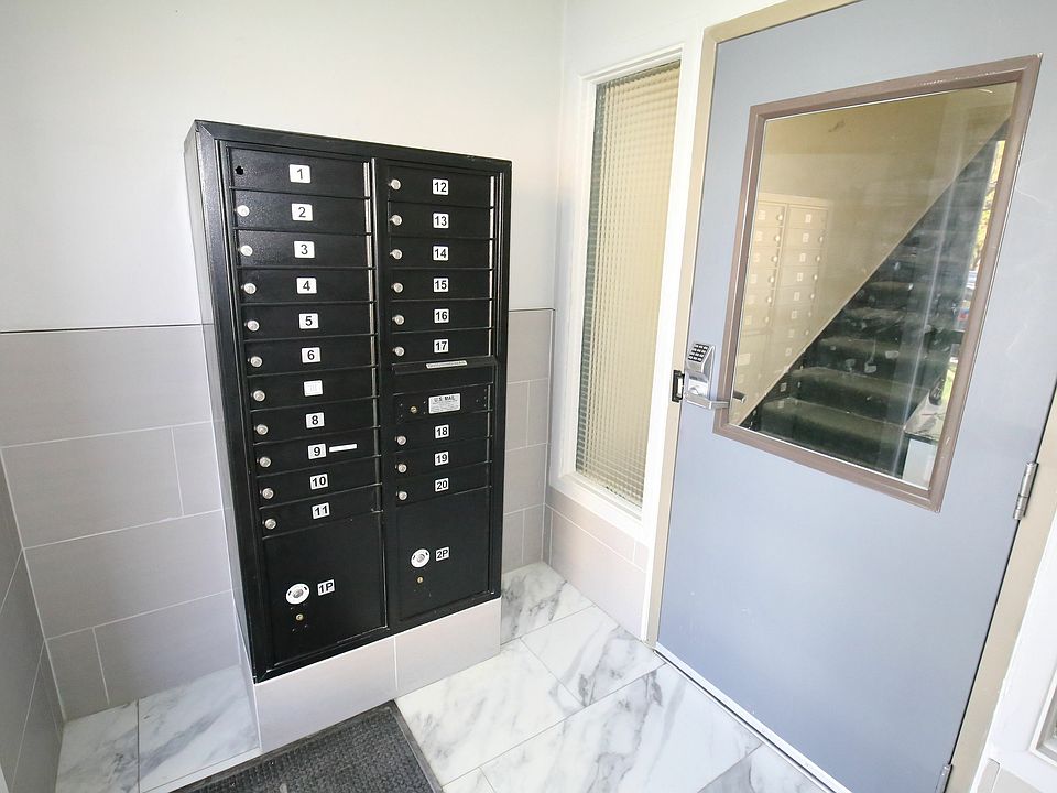 lucca mail box 1