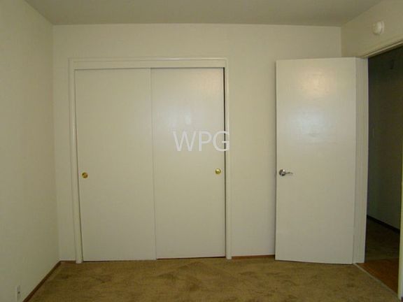 5th image of 808 Opal Dr APT 5