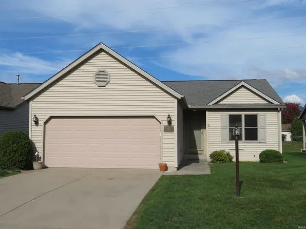 1411 Clover Creek Ln, Goshen, IN 46526