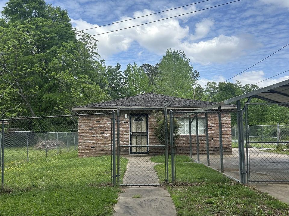 1st image of 2909 S Nebraska St