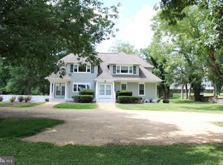 1346 Rokeby Rd #A, Upperville, VA 20184