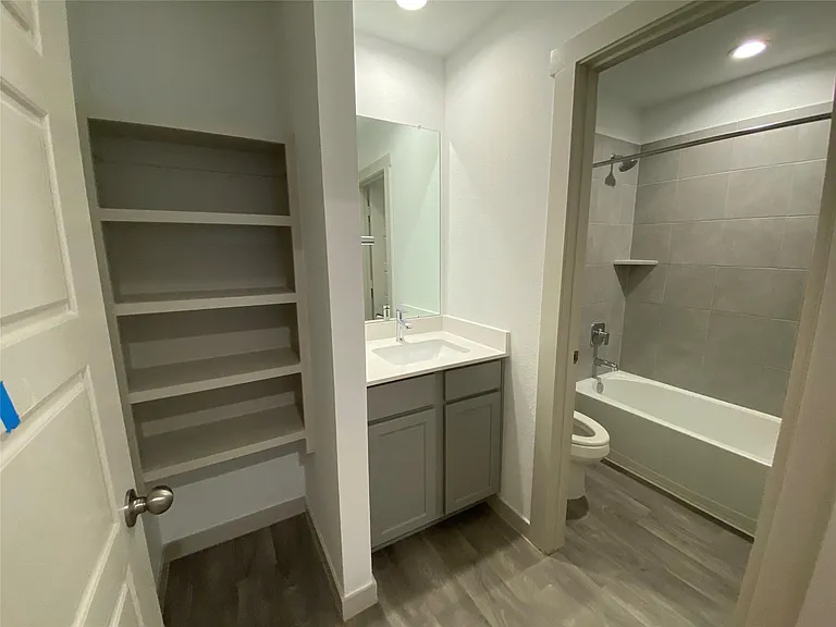 7023 Whispering Leaf St — Photo 12