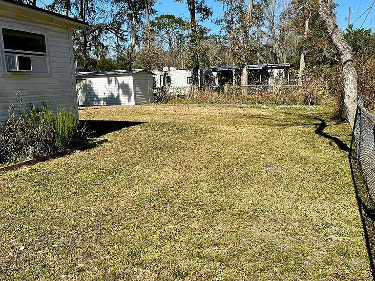 8903 Hipps Rd — Photo 12