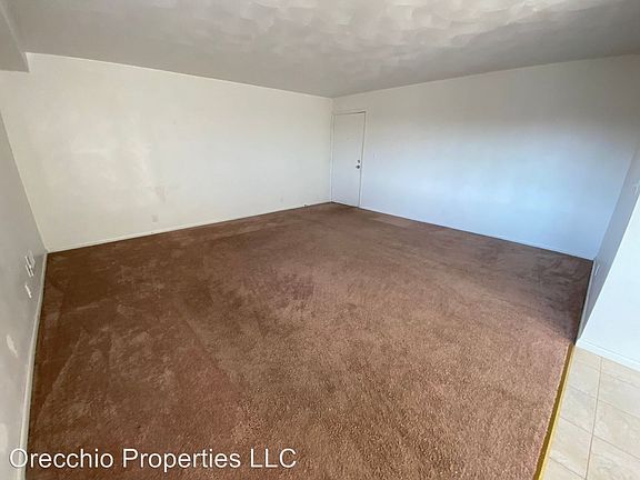 5th image of 483 Lovers Ln APT 7