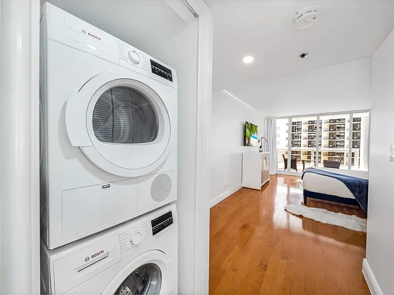 Washer/Dryer
