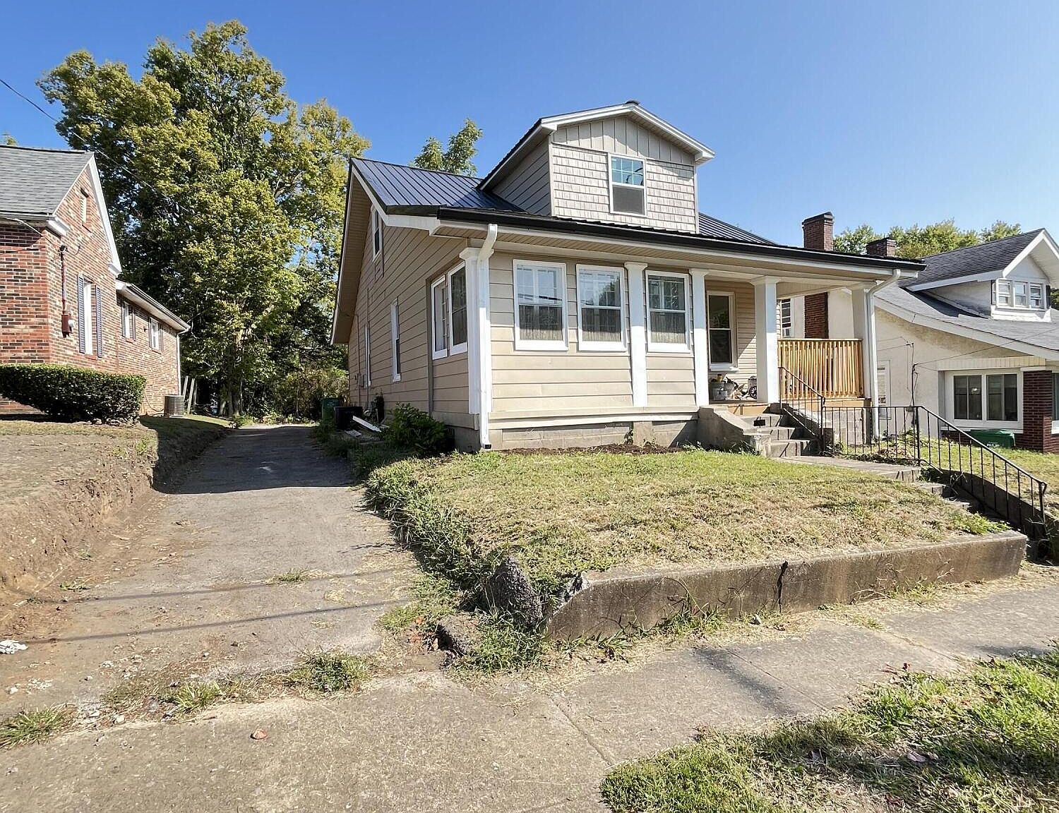 499 Russell St, Danville, KY 40422 | Zillow