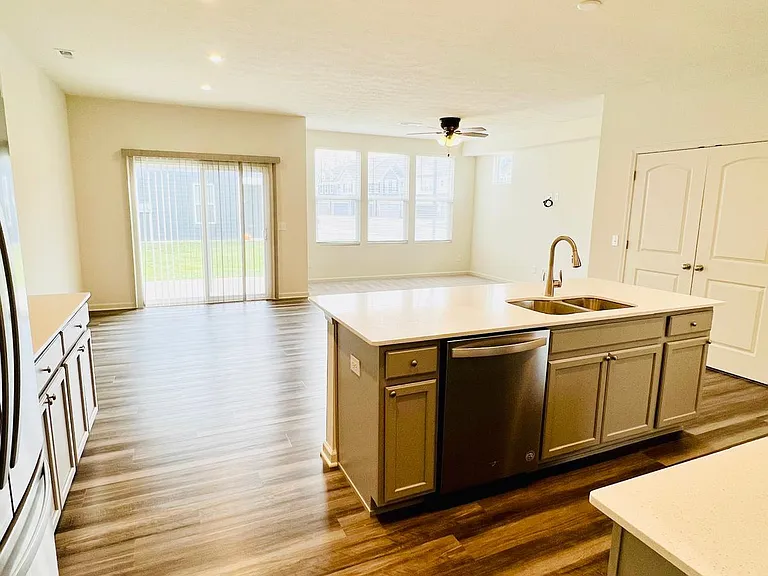 13405 Dewpoint Ln — Photo 14