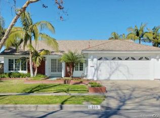 909 E 20th St, Santa Ana, CA 92706