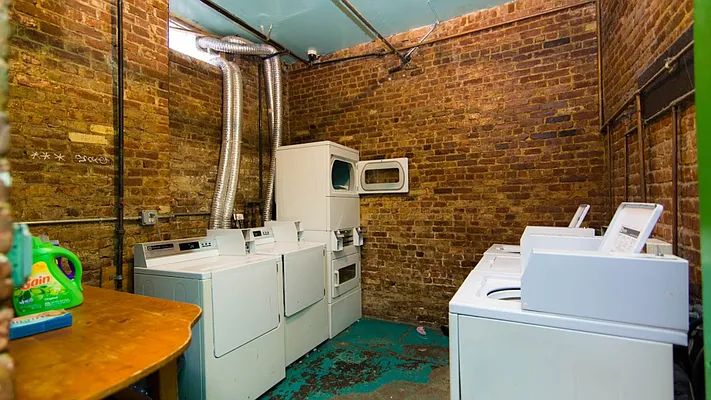 Rented by Nooklyn NYC LLC | media 6