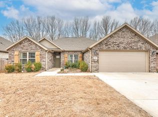 3137 Summer View Ave, Springdale, AR 72764