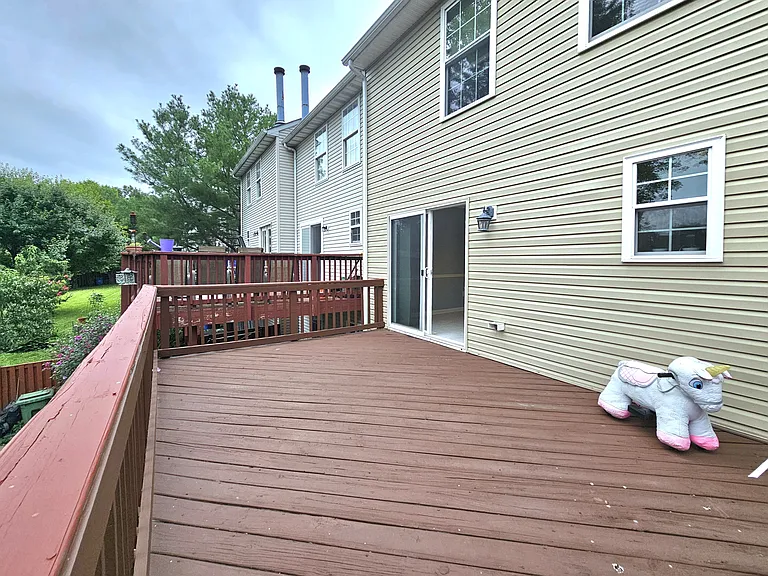 251 Hunters Run Ter — Photo 15