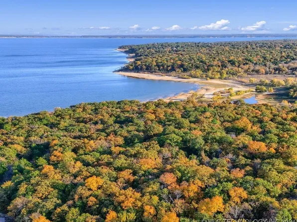 5866 Lake Cove Rd, Kingston, OK 73439