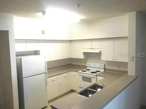 5th image of 417 Jordan Stuart Cir APT 215