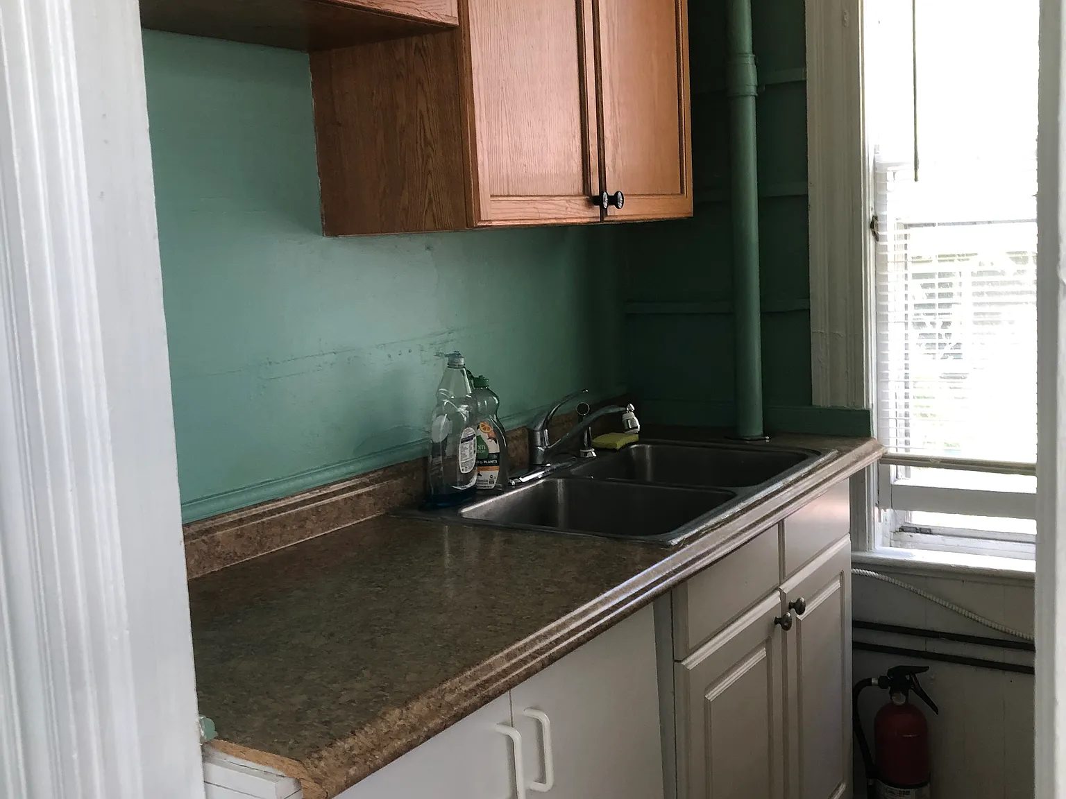 323 Valley Street — Photo 3