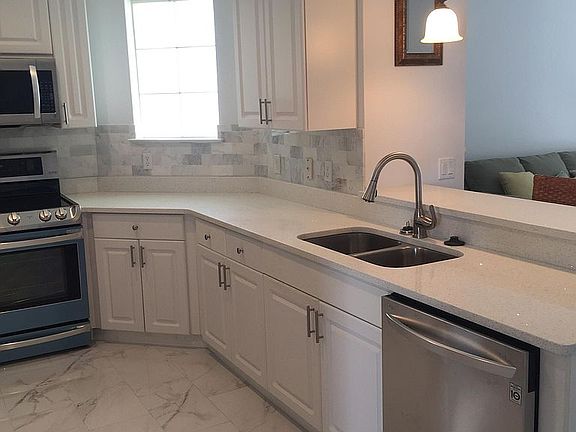 Other view of kitchen