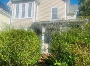 38 Hamilton St, Brockton, MA 02301