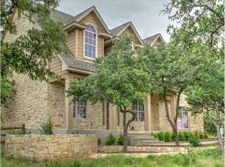 111 N Canyonwood Dr, Dripping Springs, TX 78620