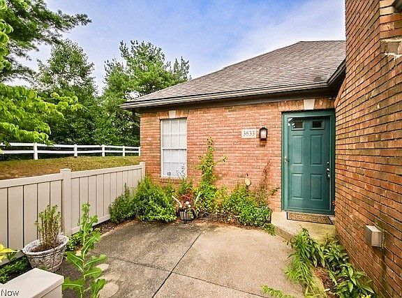 2nd image of 3633 Barrington Pl NW