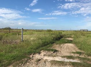 1016 W 6th St, Rockport, TX 78382