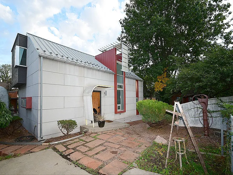 1018 S 36th St — Photo 1