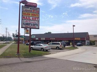 34111 Harper Ave, Clinton Township, MI 48035