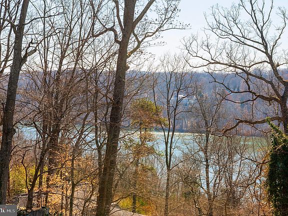 3rd image of 5124 Wissioming Rd
