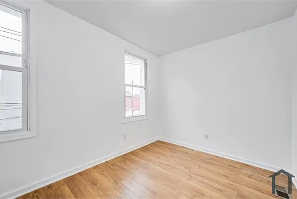 4614 Josephine St — Photo 16