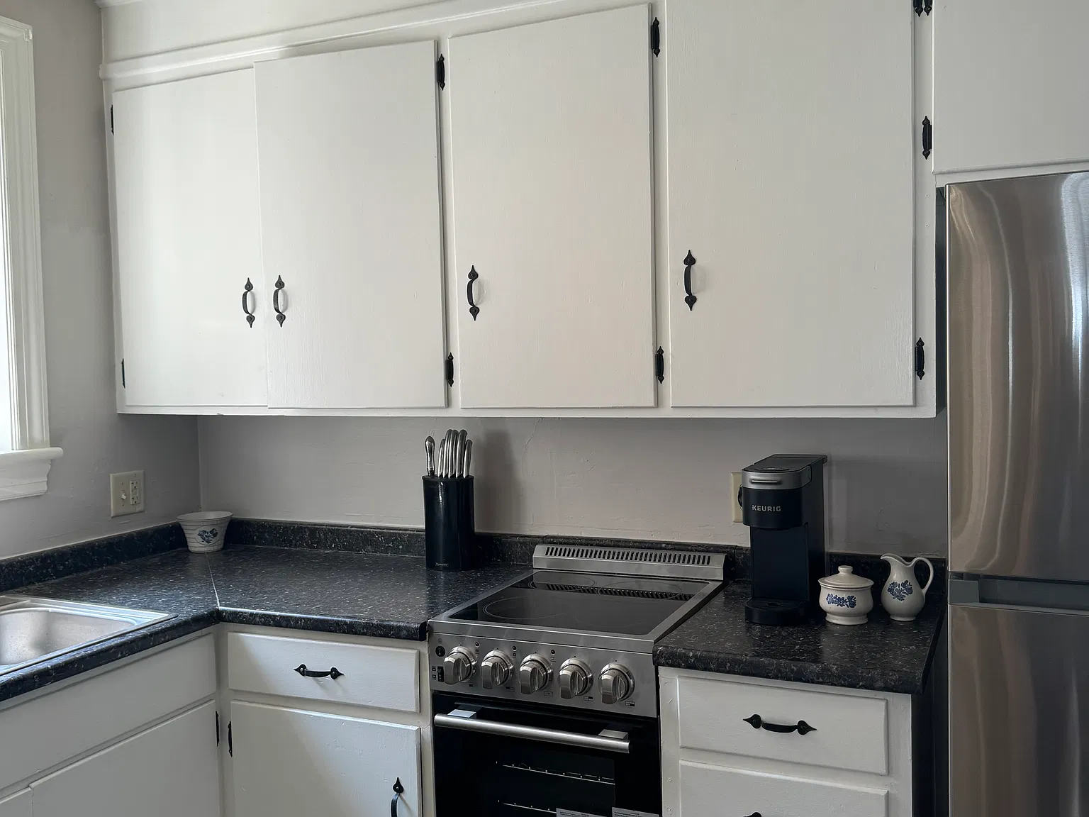 2 bed, 1400 sqft, $1,950 — Photo 2